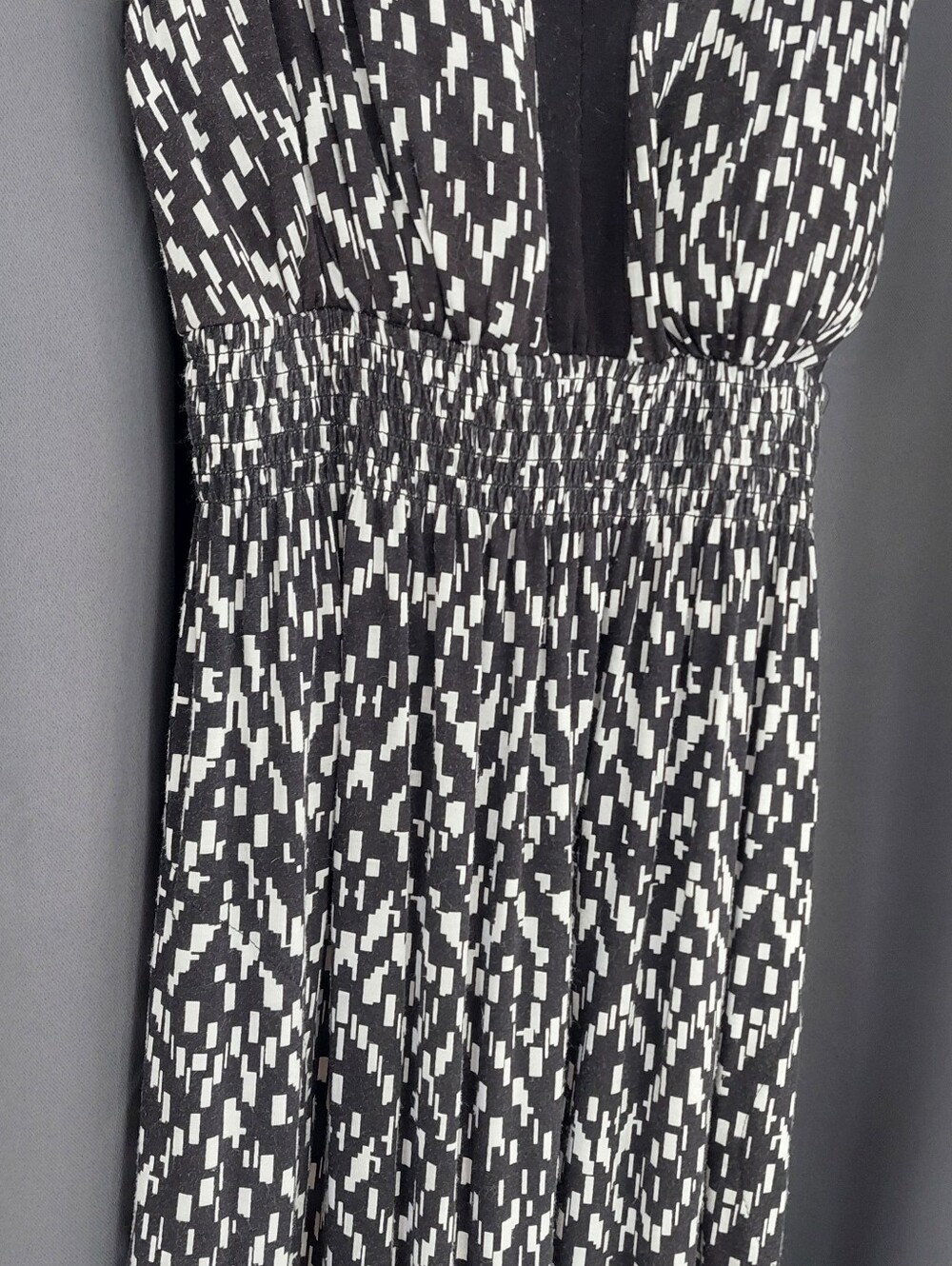 Simon Chang Black White Geometric Print Smocked Sundress Large - Picture 8 of 12